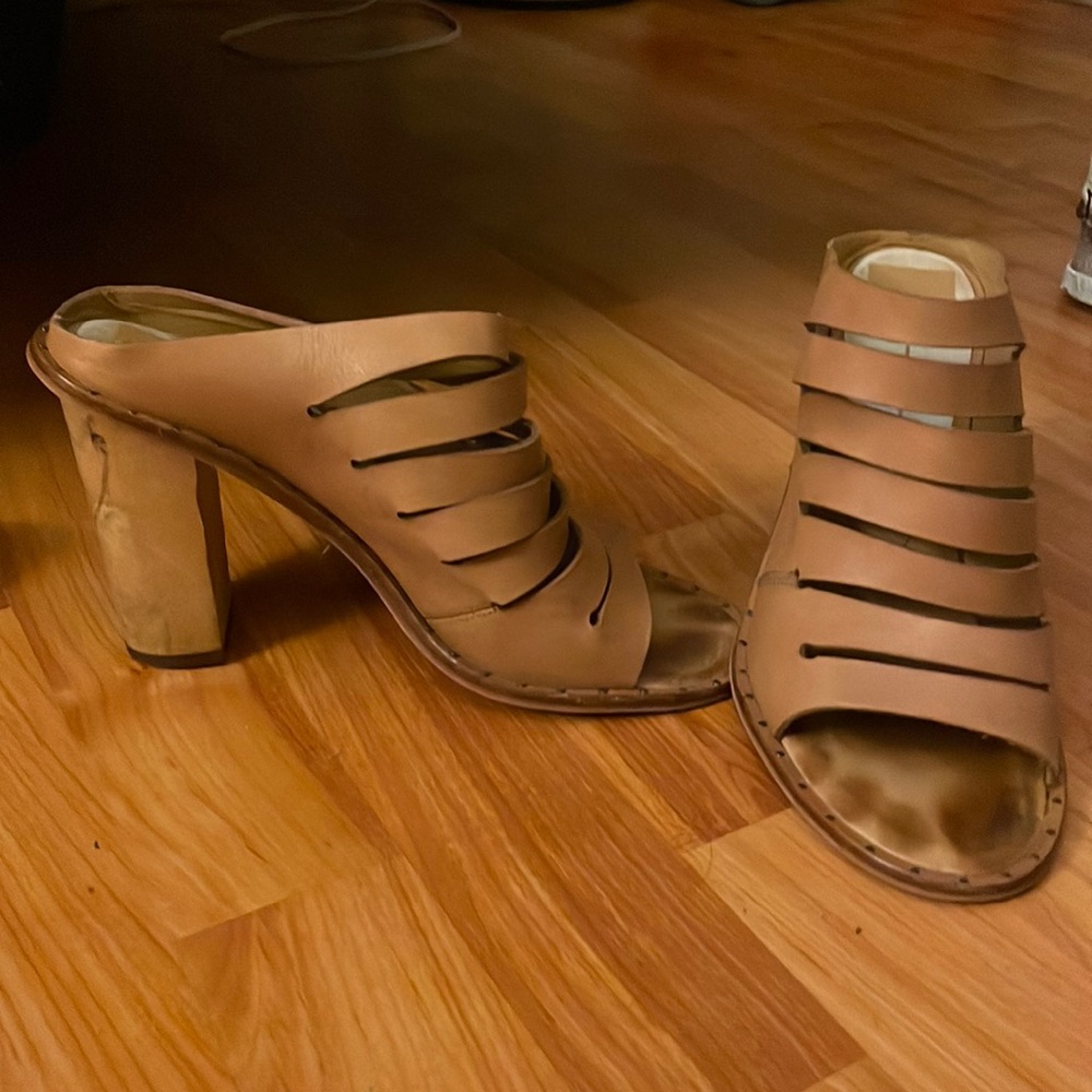 Tan dolce vita heels, size 8 W